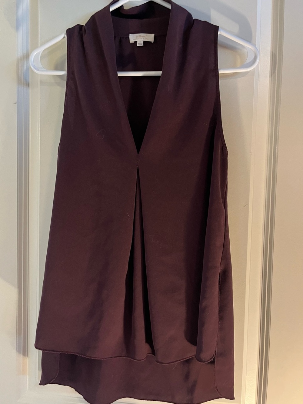 Sleeveless V-Neck Blouse - Deep Plum